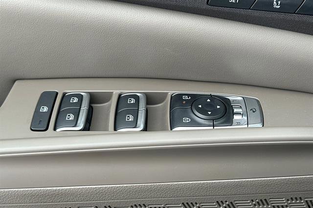 New 2025 Kia Carnival EX image 12