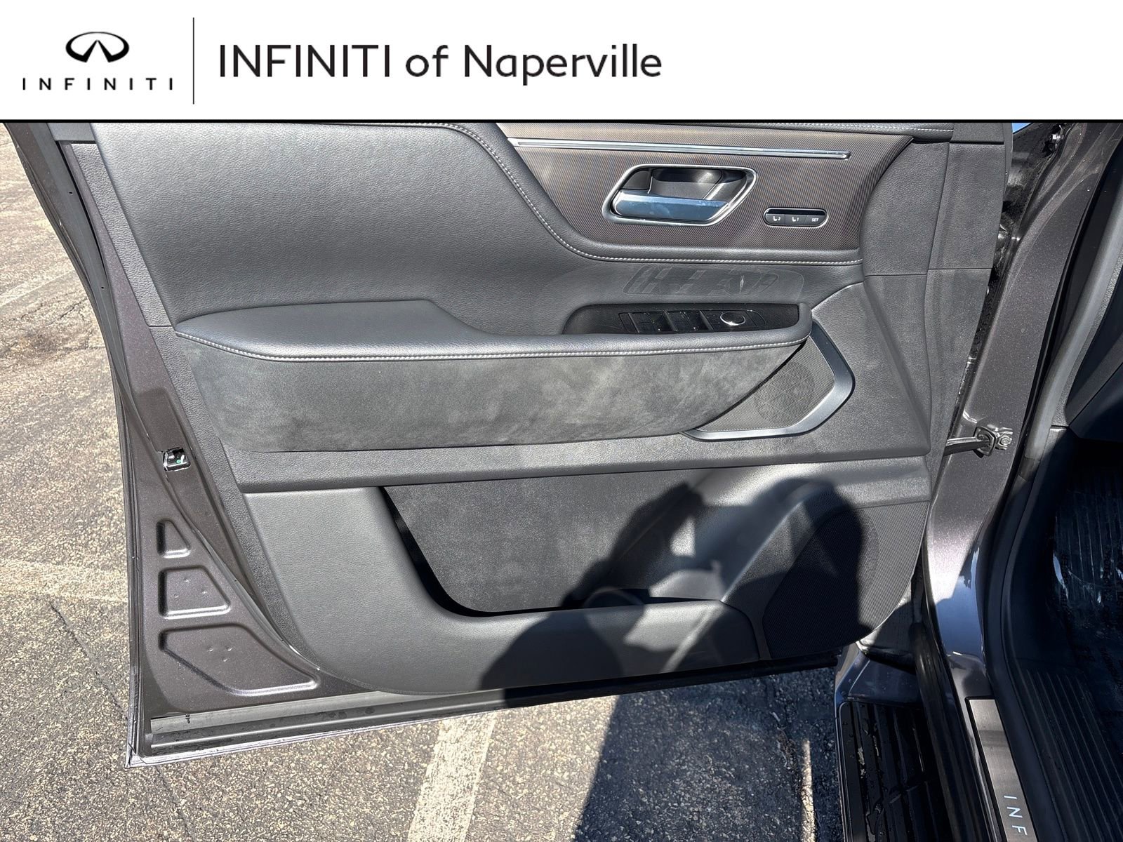 New 2026 INFINITI QX80 Luxe w/ Cargo Package image 10