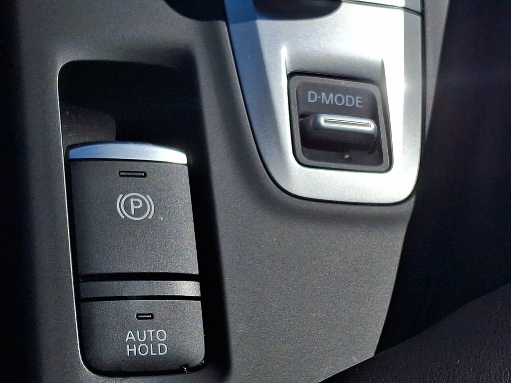 Used 2025 INFINITI QX50 Luxe AWD/4WD image 23