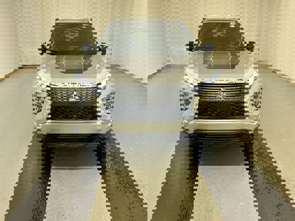 New 2026 Mitsubishi Eclipse Cross Black Edition image 3