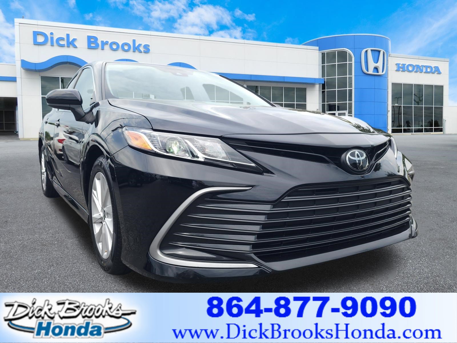 Used 2024 Toyota Camry LE FWD video 1