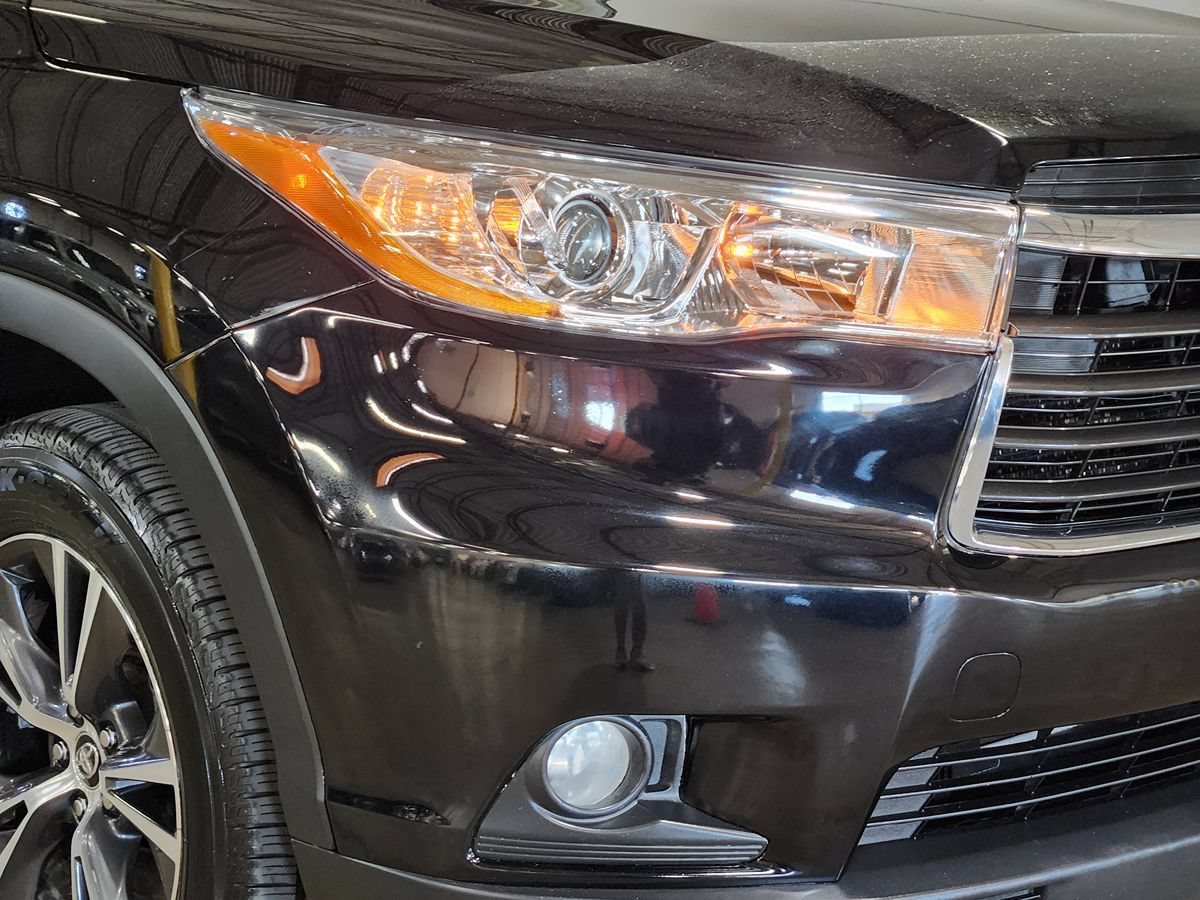 Used 2016 Toyota Highlander XLE FWD image 13