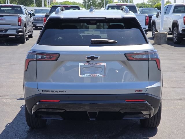 New 2026 Chevrolet Equinox RS w/ Convenience Package III AWD/4WD image 24