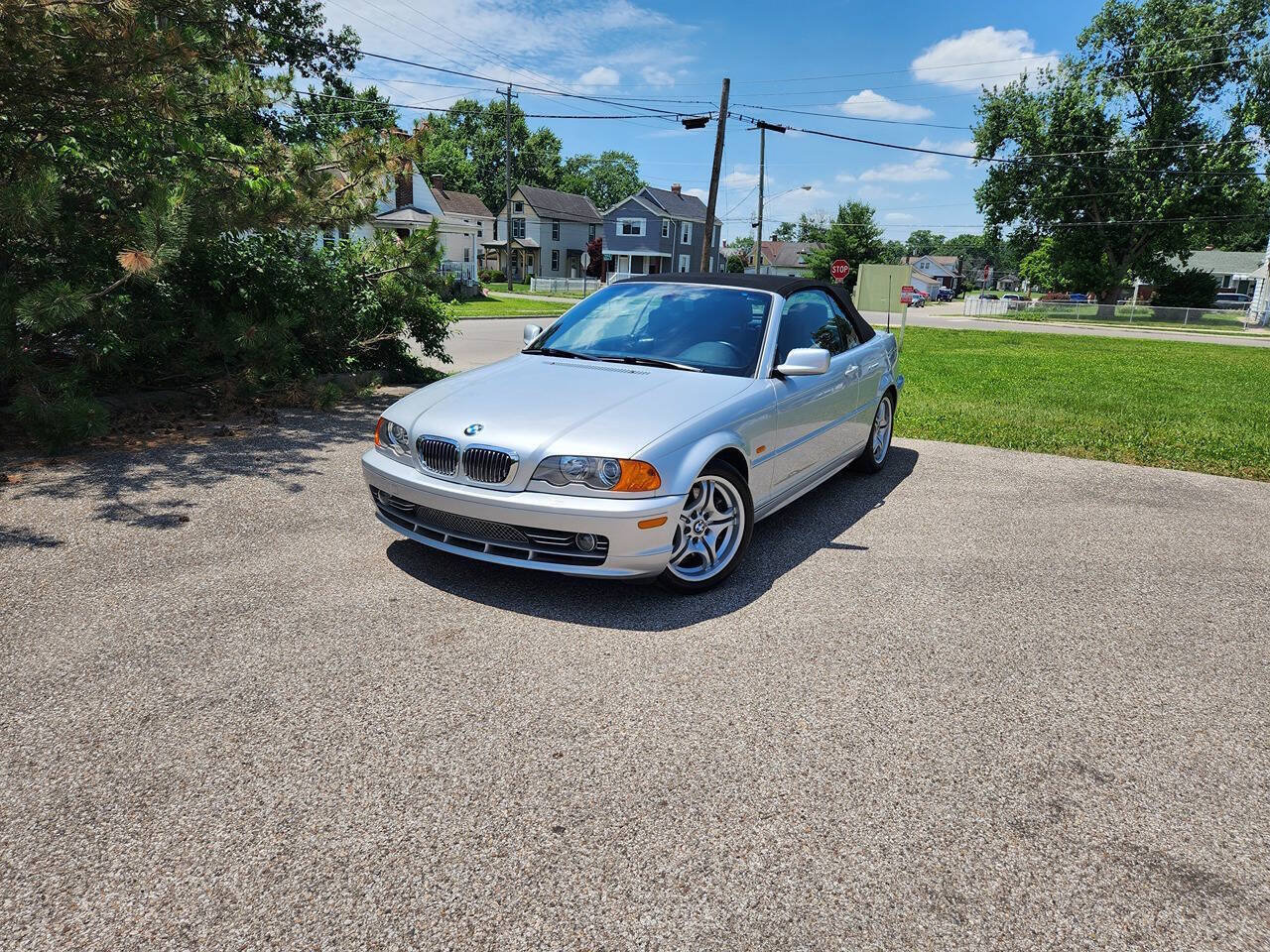 Used 2001 BMW 330Ci Convertible RWD image 3