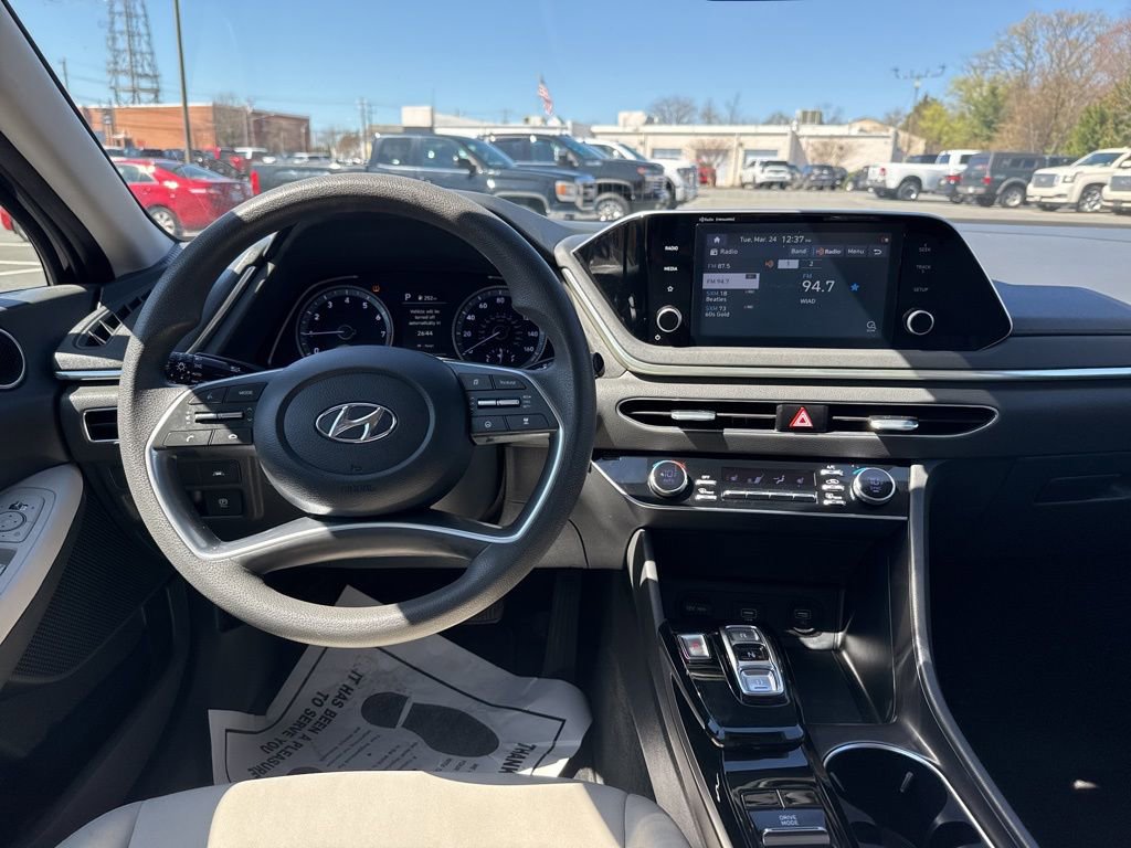 Used 2022 Hyundai Sonata SEL image 12