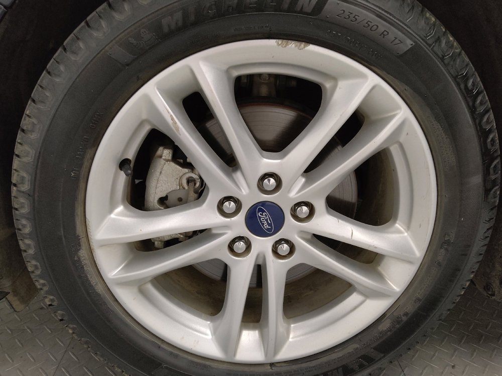 Used 2018 Ford Fusion SE w/ Fusion SE Technology Package image 31