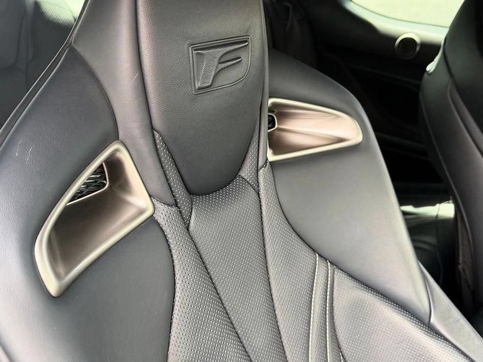 Used 2015 Lexus RC F w/ Performance Package RWD image 12
