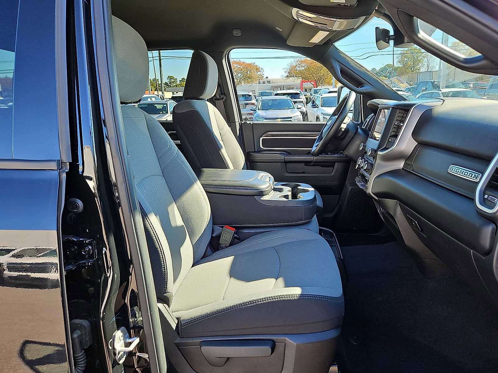 Used 2024 RAM 2500 Big Horn w/ Bed Utility Group image 29