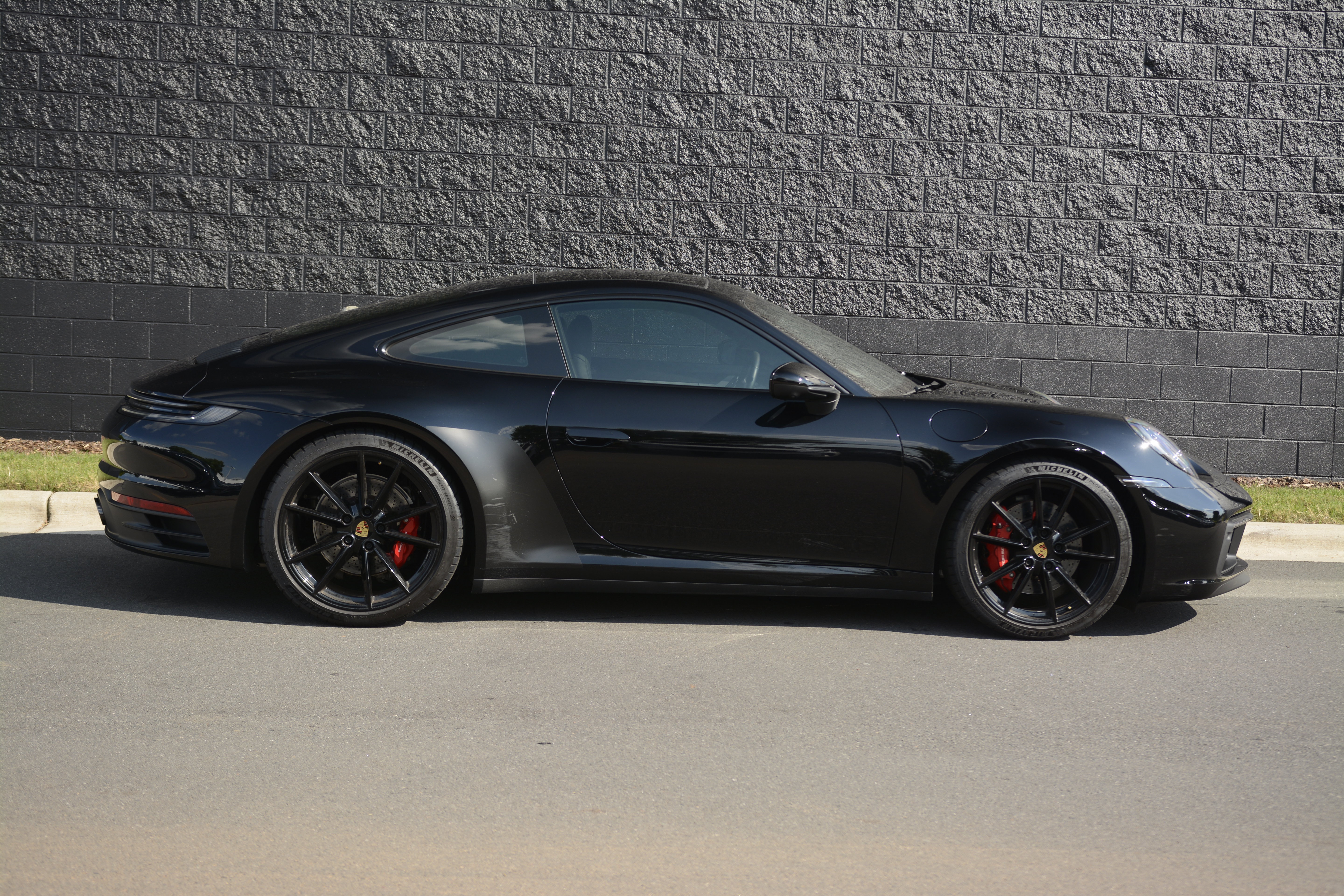Certified 2020 Porsche 911 Carrera S RWD image 9