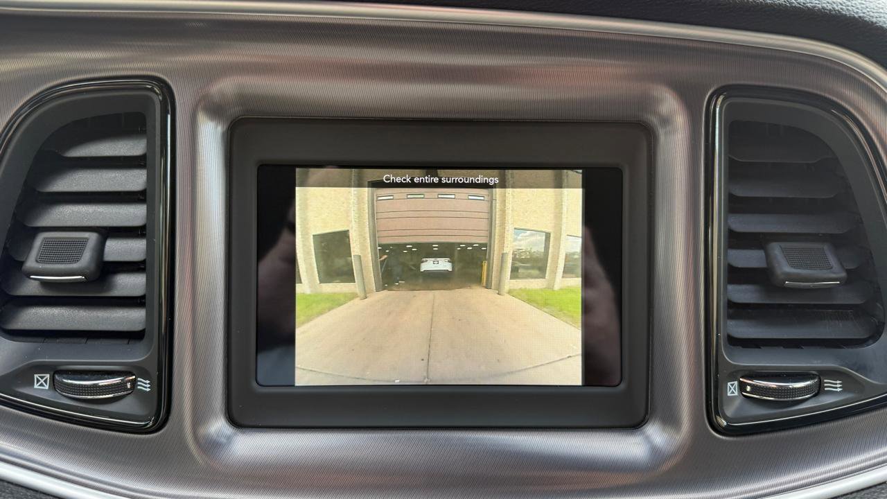 Used 2020 Dodge Challenger SXT RWD image 15