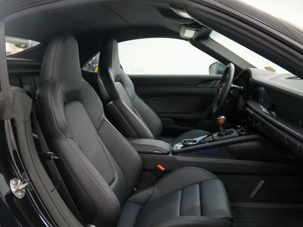 New 2026 Porsche 911 Carrera T RWD image 31
