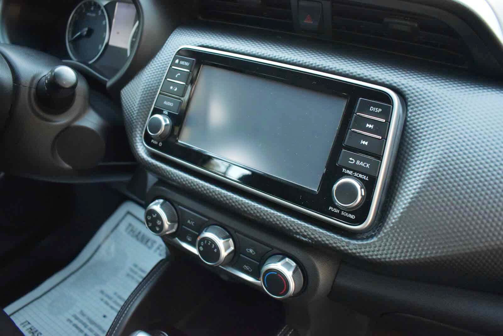 Used 2018 Nissan Kicks S FWD image 44