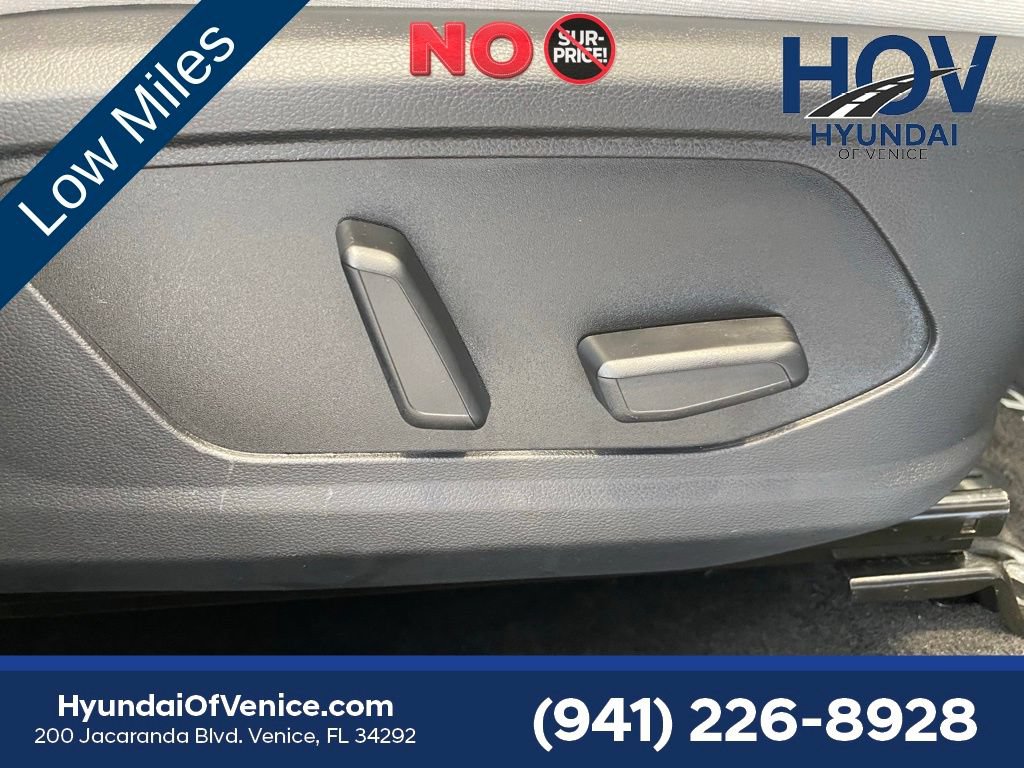 Certified 2024 Hyundai Tucson Limited FWD image 31