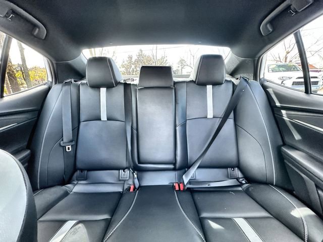 Used 2025 Toyota Camry SE image 30