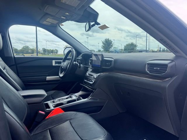 Used 2020 Ford Explorer Limited image 23