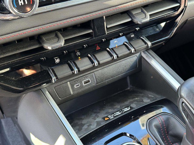 Certified 2024 Chevrolet Colorado Z71 w/ Z71 Convenience Package 2 image 22