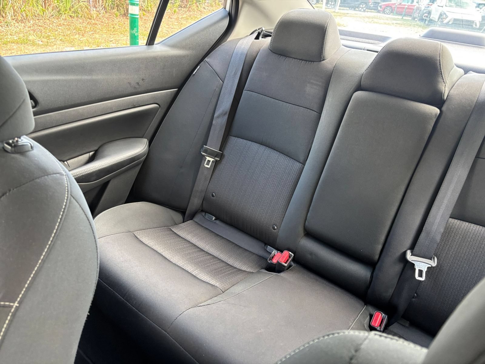 Used 2025 Nissan Altima 2.5 SV FWD image 40