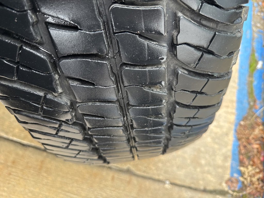 Used 2021 Ford F350 Lariat image 37