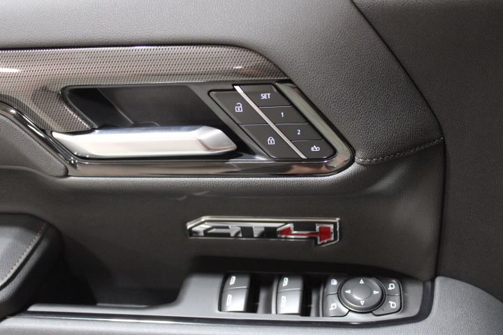 New 2026 GMC Sierra 1500 AT4 w/ Technology Package AWD/4WD image 19