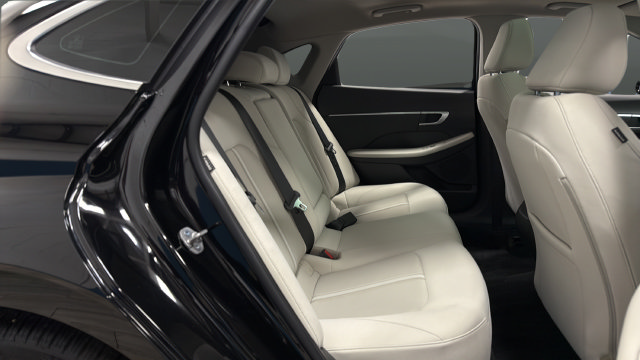 Used 2025 Hyundai Sonata SEL FWD image 24