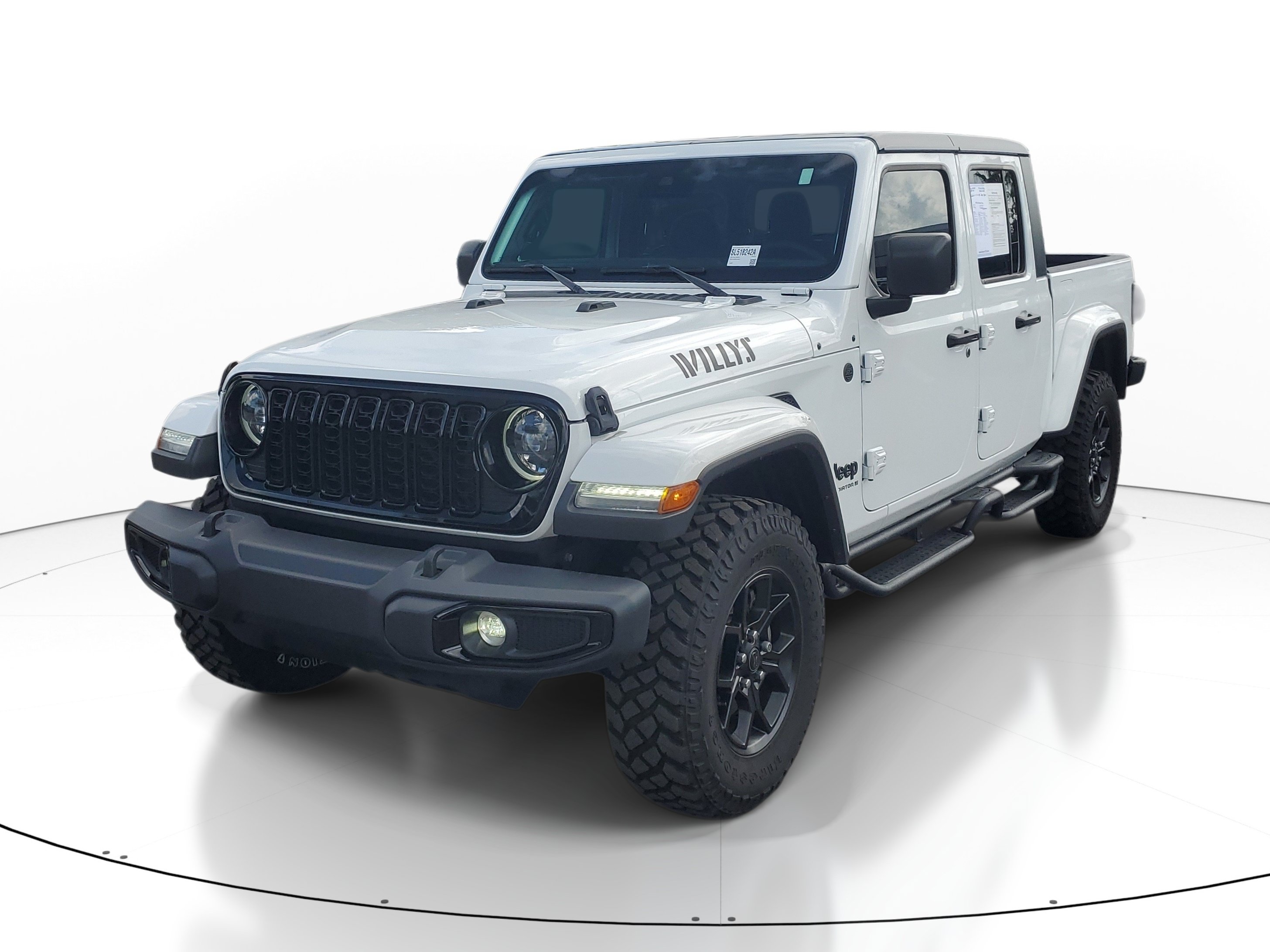 Used 2025 Jeep Gladiator Sport AWD/4WD image 4