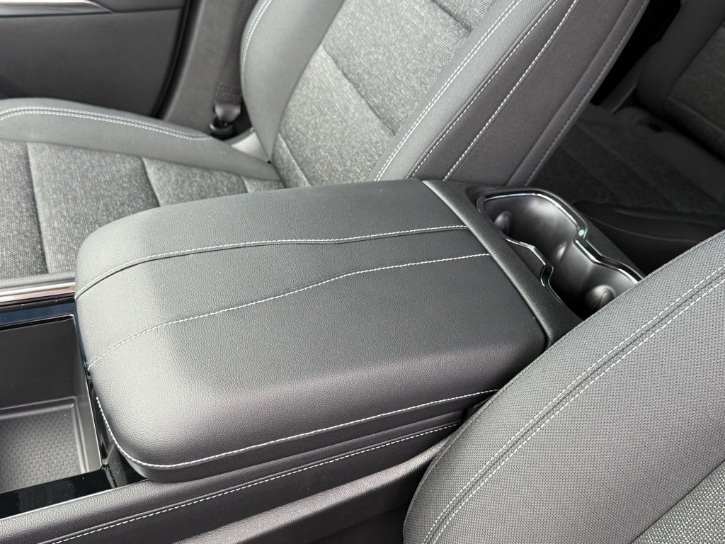 New 2026 Chevrolet Traverse LT w/ LPO, Floor Liner Package image 41