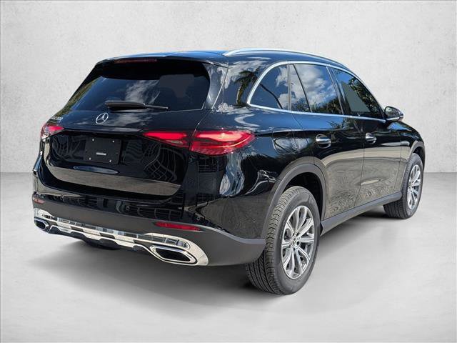 New 2026 Mercedes-Benz GLC 300 image 2