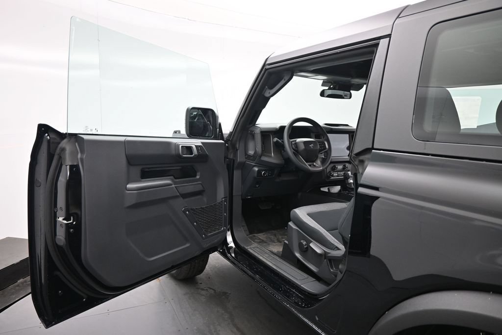 New 2026 Ford Bronco 2-Door AWD/4WD image 8