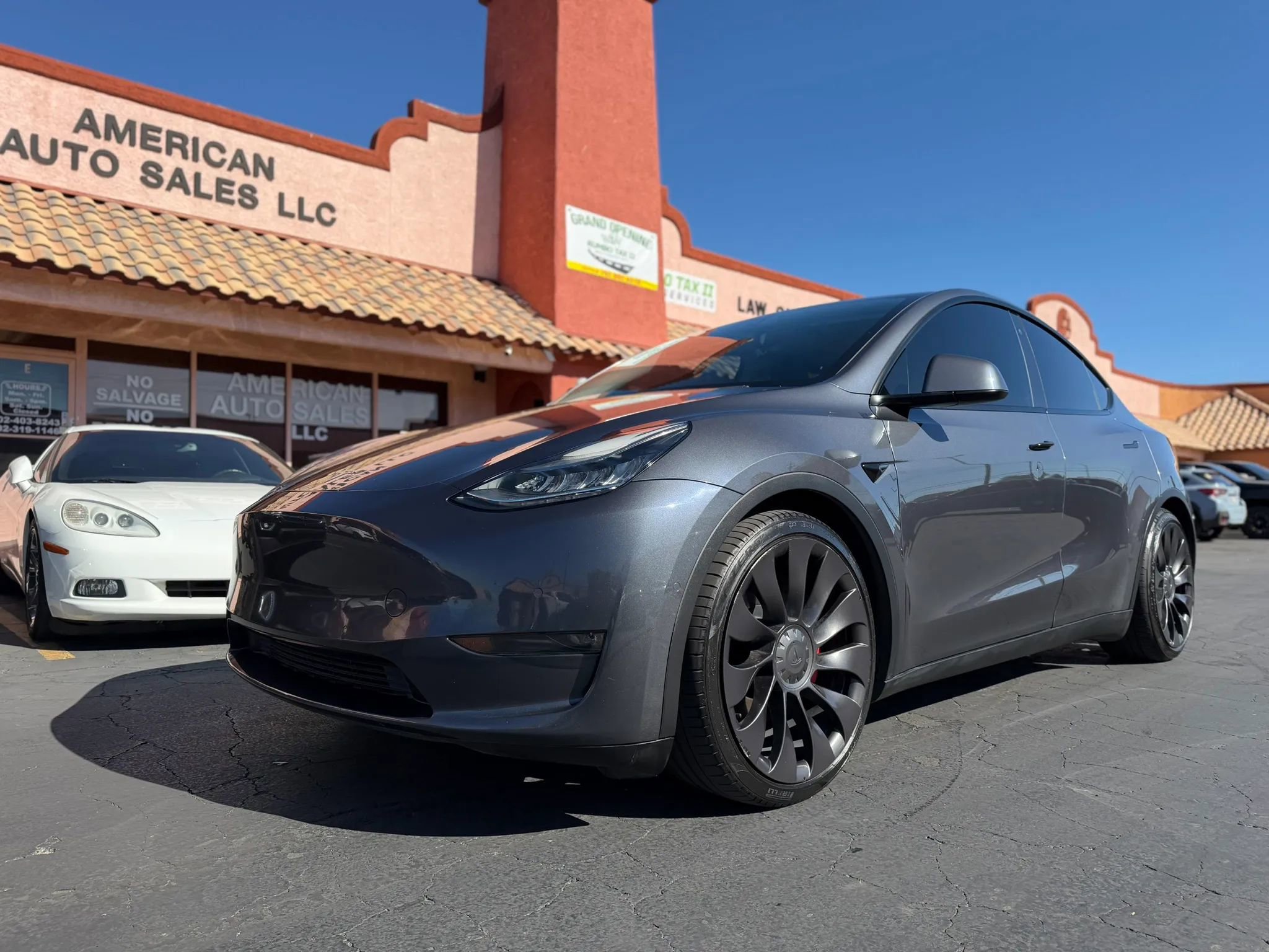 Used 2020 Tesla Model Y Performance image 1