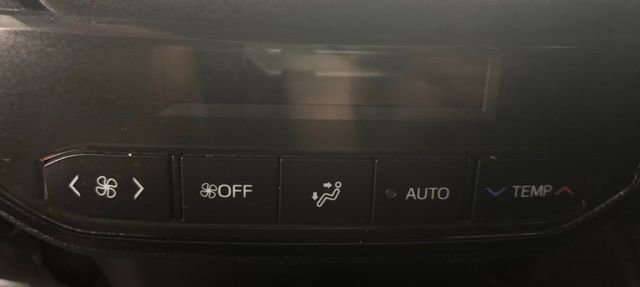 Used 2023 Toyota Highlander XSE FWD image 23