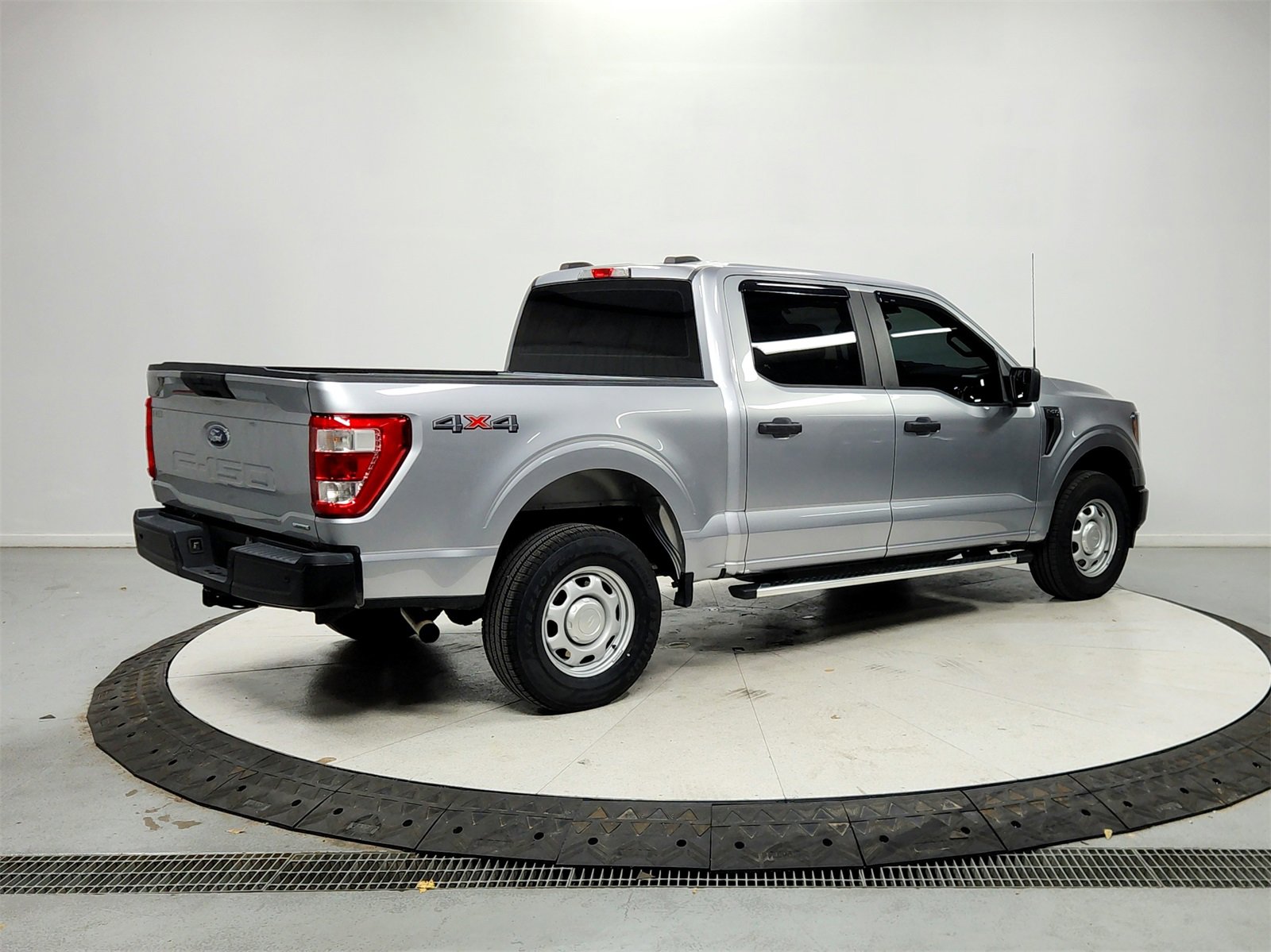 Used 2023 Ford F150 XL image 7