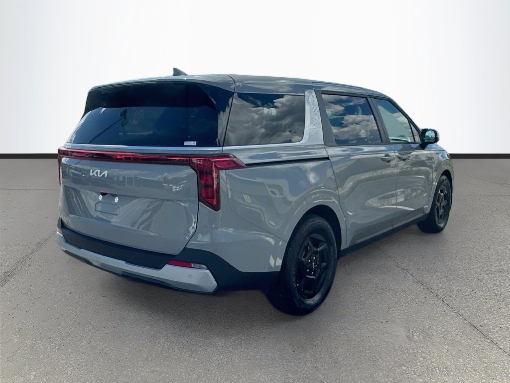 New 2027 Kia Carnival FWD image 7
