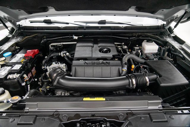 Used 2024 Nissan Frontier PRO-4X w/ Pro Premium Package image 10