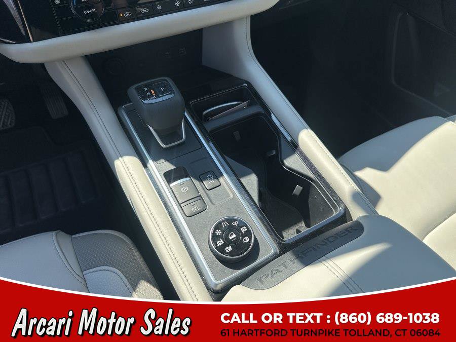 Used 2023 Nissan Pathfinder SL w/ SL Premium Package AWD/4WD image 23