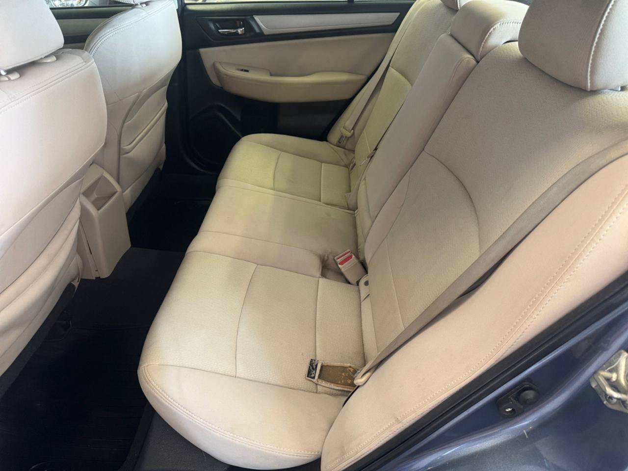 Used 2017 Subaru Legacy 2.5i Premium AWD/4WD image 6