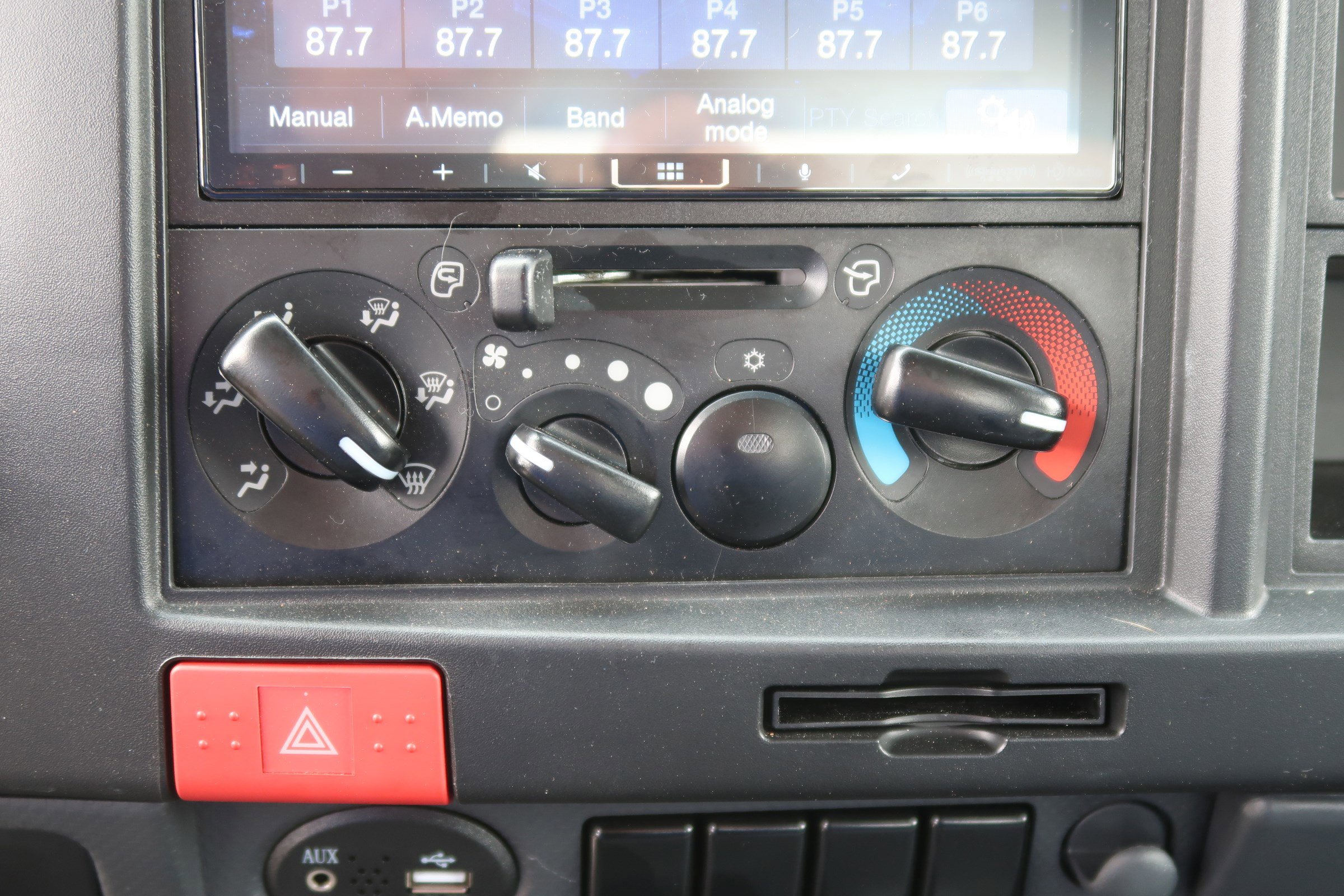 Used 2025 Chevrolet Low Cab Forward RWD image 30