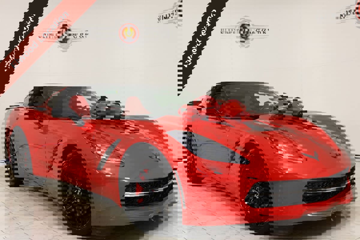 Used 2014 Chevrolet Corvette Stingray Coupe w/ 2LT Preferred Equipment Group image 1