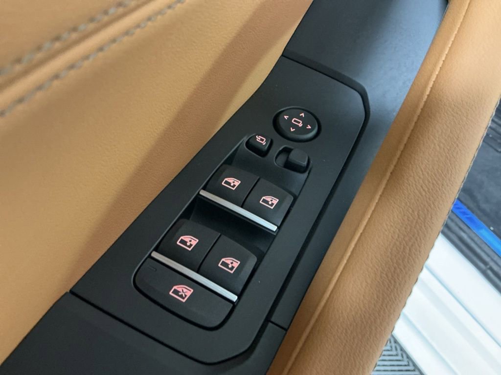 New 2026 BMW X6 xDrive40i AWD/4WD image 24