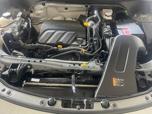 Used 2025 Buick Envista Avenir FWD image 29