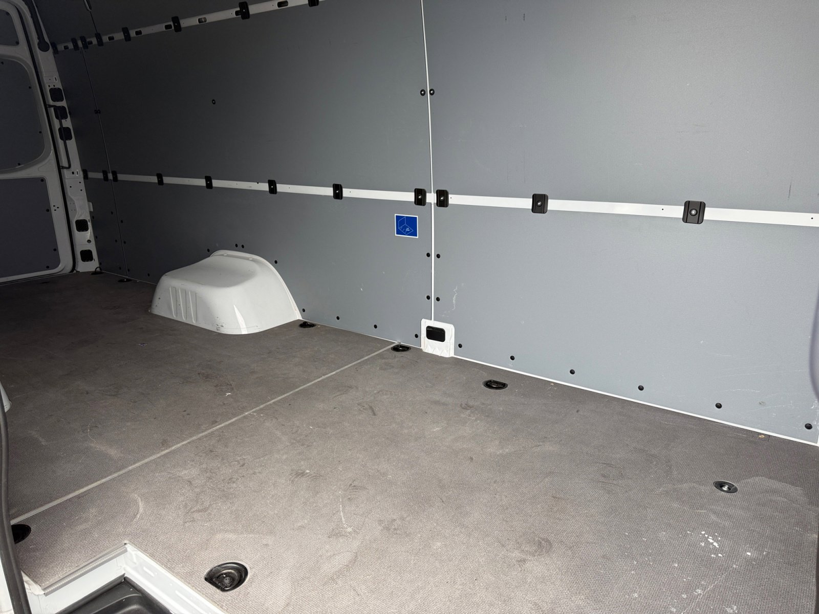 Used 2024 Mercedes-Benz Sprinter 4500 image 23