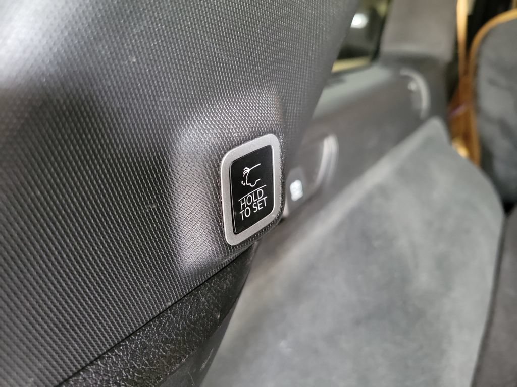 Used 2023 Jeep Grand Cherokee Summit AWD/4WD image 30