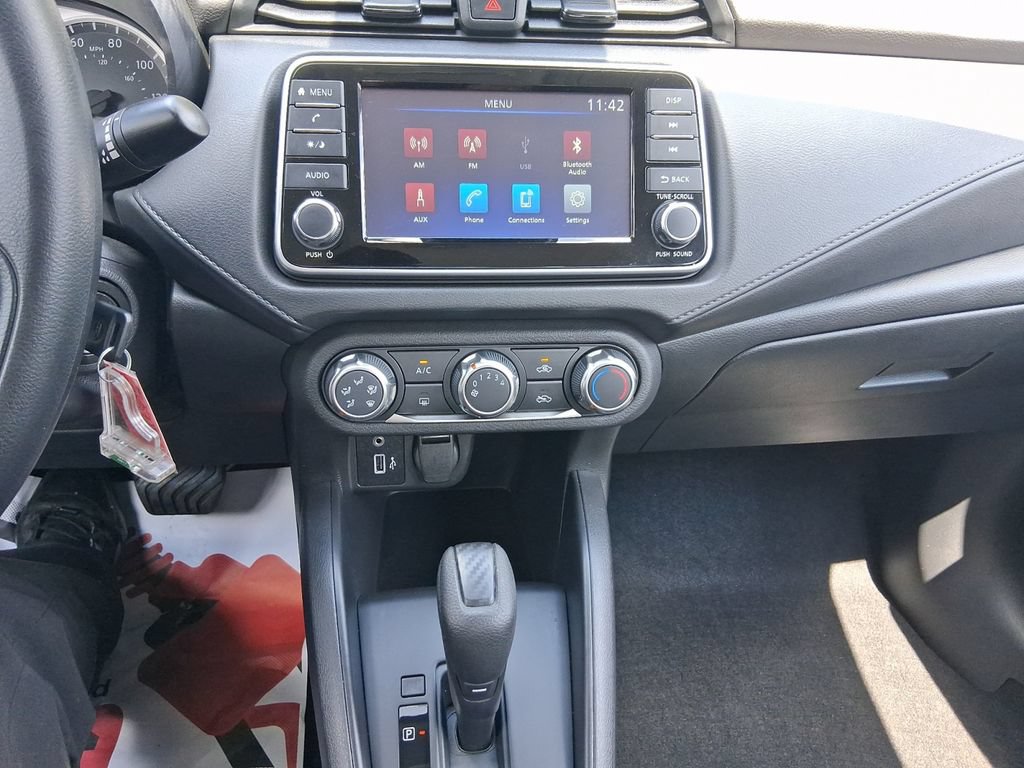 Used 2025 Nissan Versa S w/ S Plus Package FWD image 22