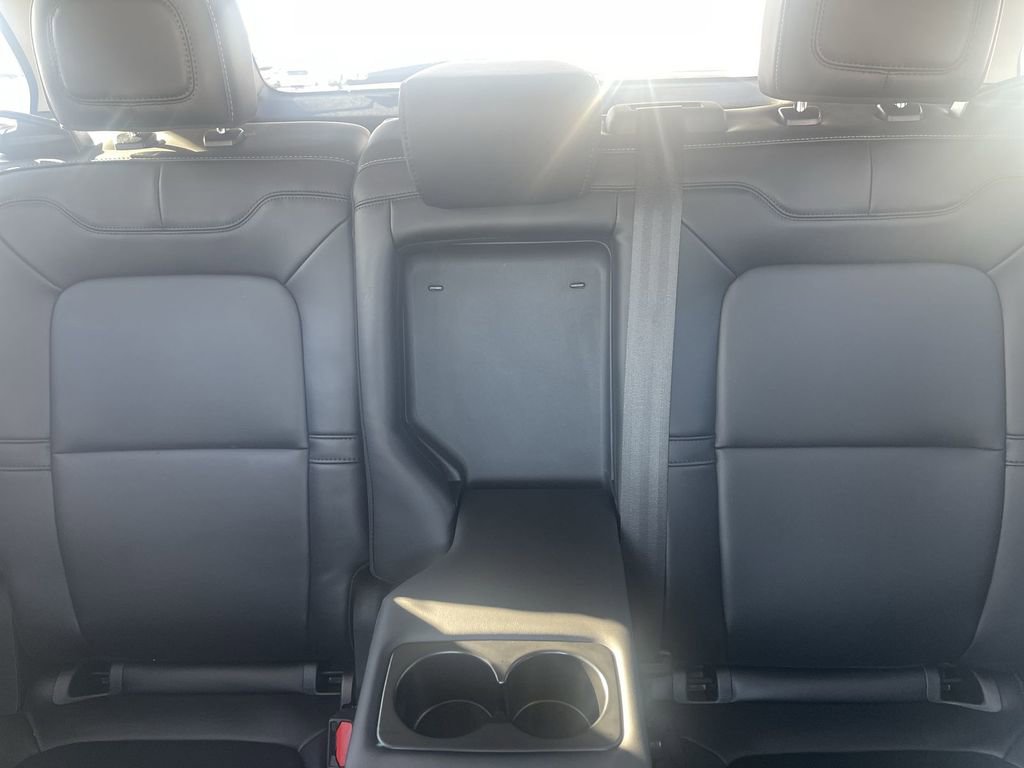 Used 2023 Lincoln Corsair AWD image 25