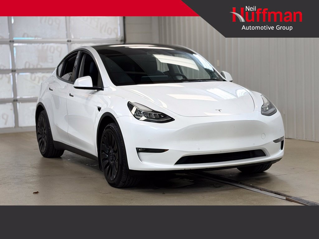 Used 2022 Tesla Model Y Long Range AWD/4WD image 1