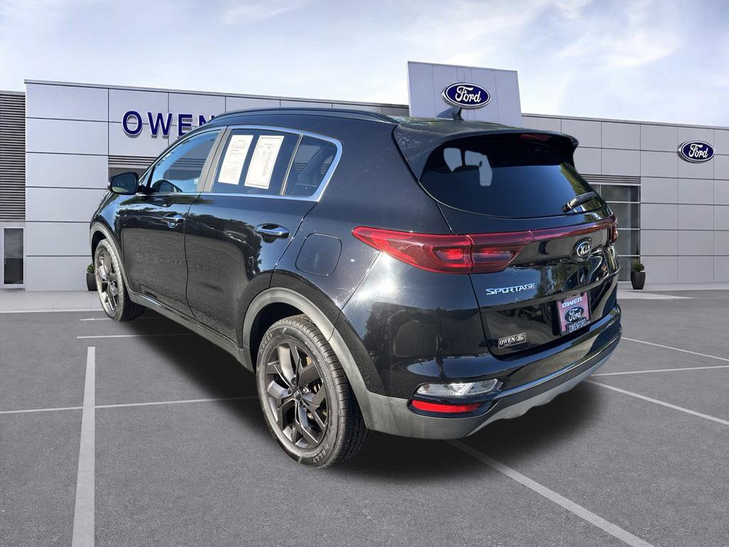 Used 2020 Kia Sportage S w/ S Sunroof Package AWD/4WD image 3