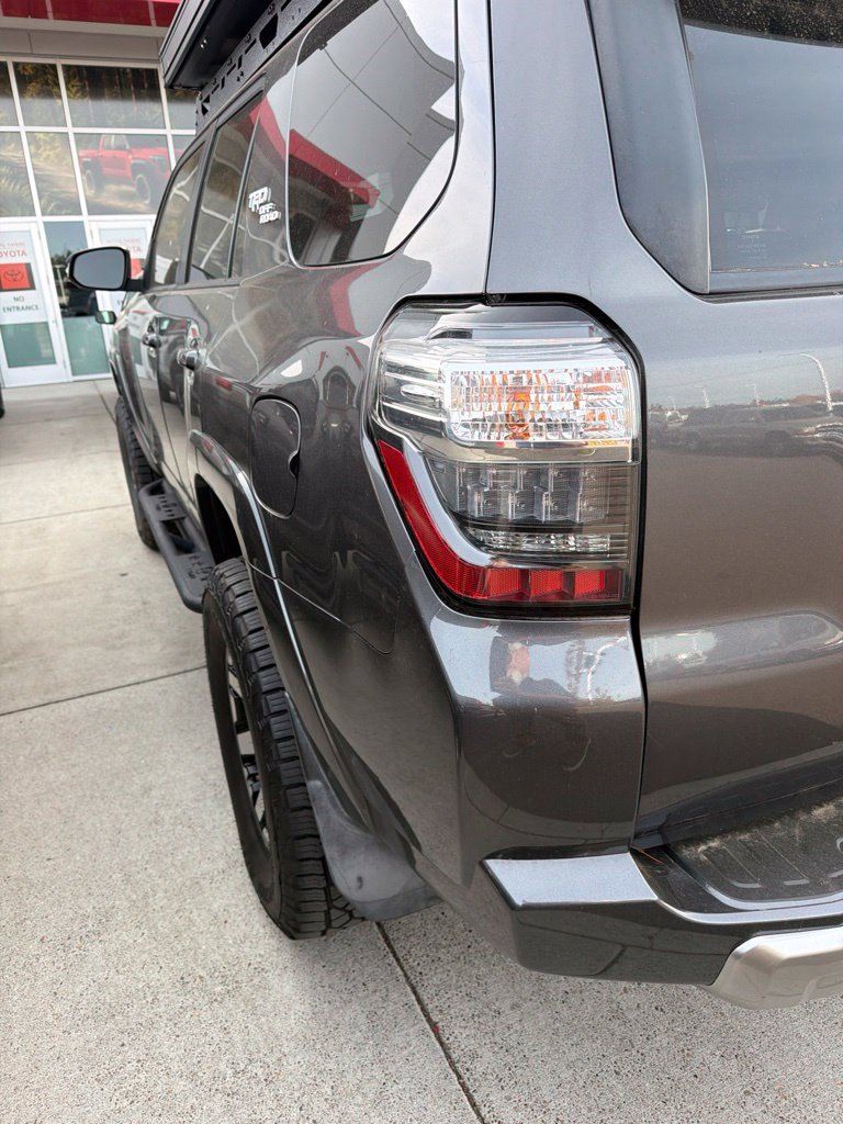 Used 2019 Toyota 4Runner TRD Off-Road Premium AWD/4WD image 6