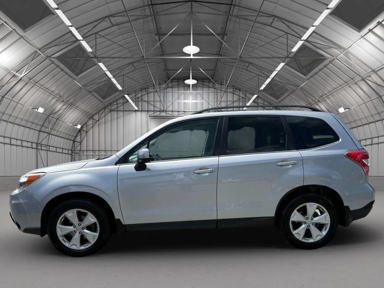 Used 2015 Subaru Forester 2.5i Limited AWD/4WD image 2