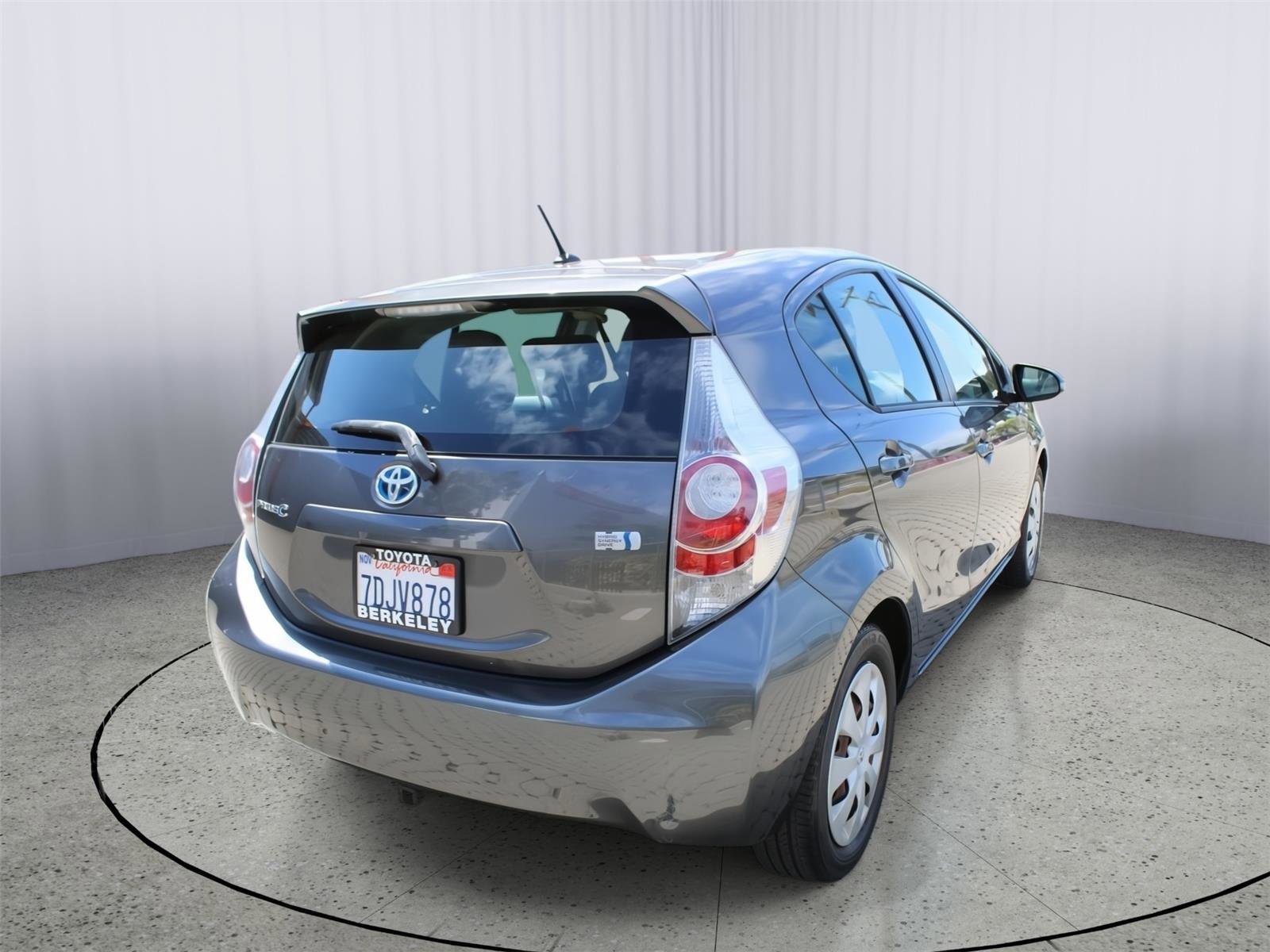 Used 2013 Toyota Prius C Two image 8