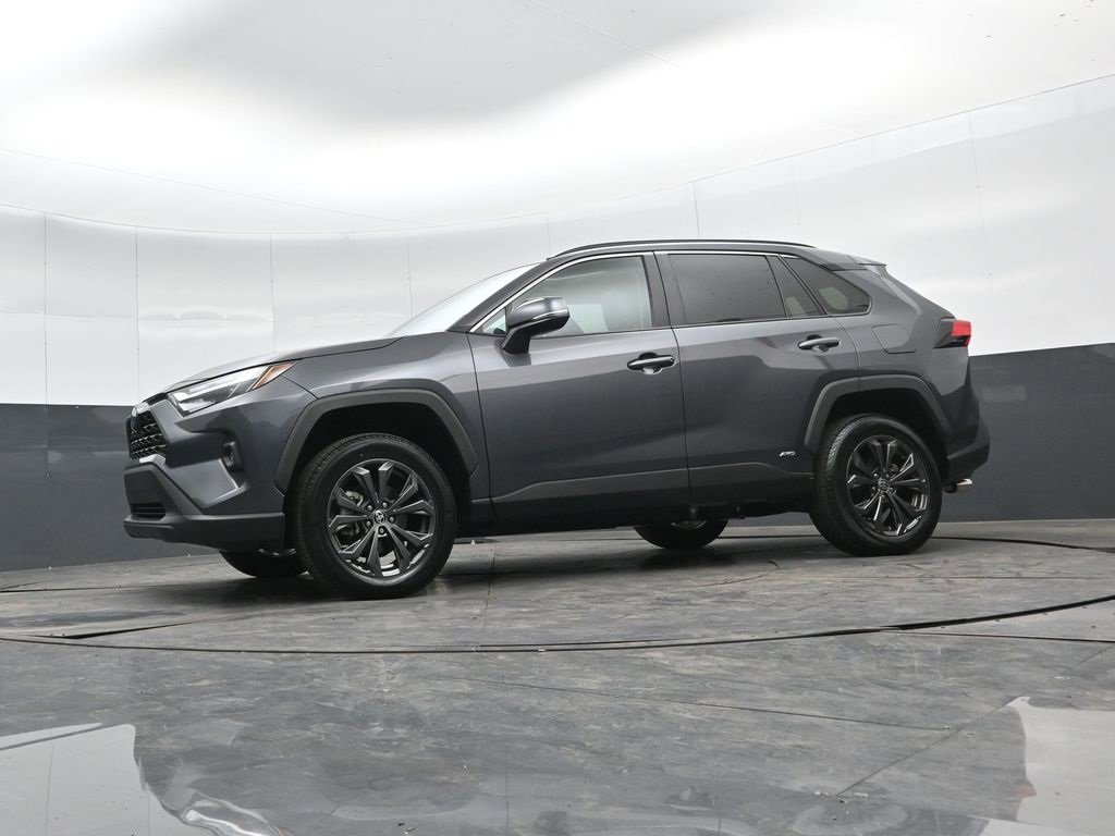 Used 2023 Toyota RAV4 XLE Premium image 47