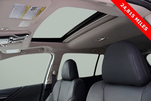 Used 2021 Subaru Outback Limited image 14